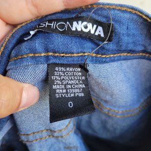 Fashion nova jeans